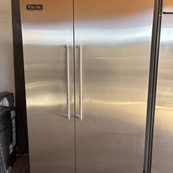 Viking 48 Built In  Fridge Works Perfect In Good Condition Free Delivery To Your Garage