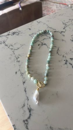 Fresh water pearl and green gemstone necklace