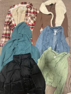 USED🌻WOMENS JACKETS/SWEATERS🌻S/M