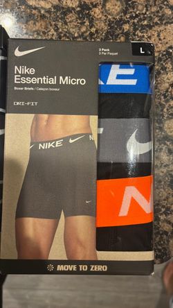 Men’s Nike boxers