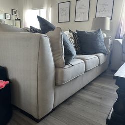 🛋️ Cream Couch & Loveseat Set – Great Condition | $500 OBO 