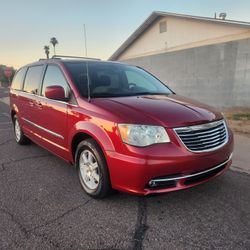 2011 Chrysler Town & Country