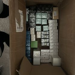 Colonges/perfumes 30 Each One