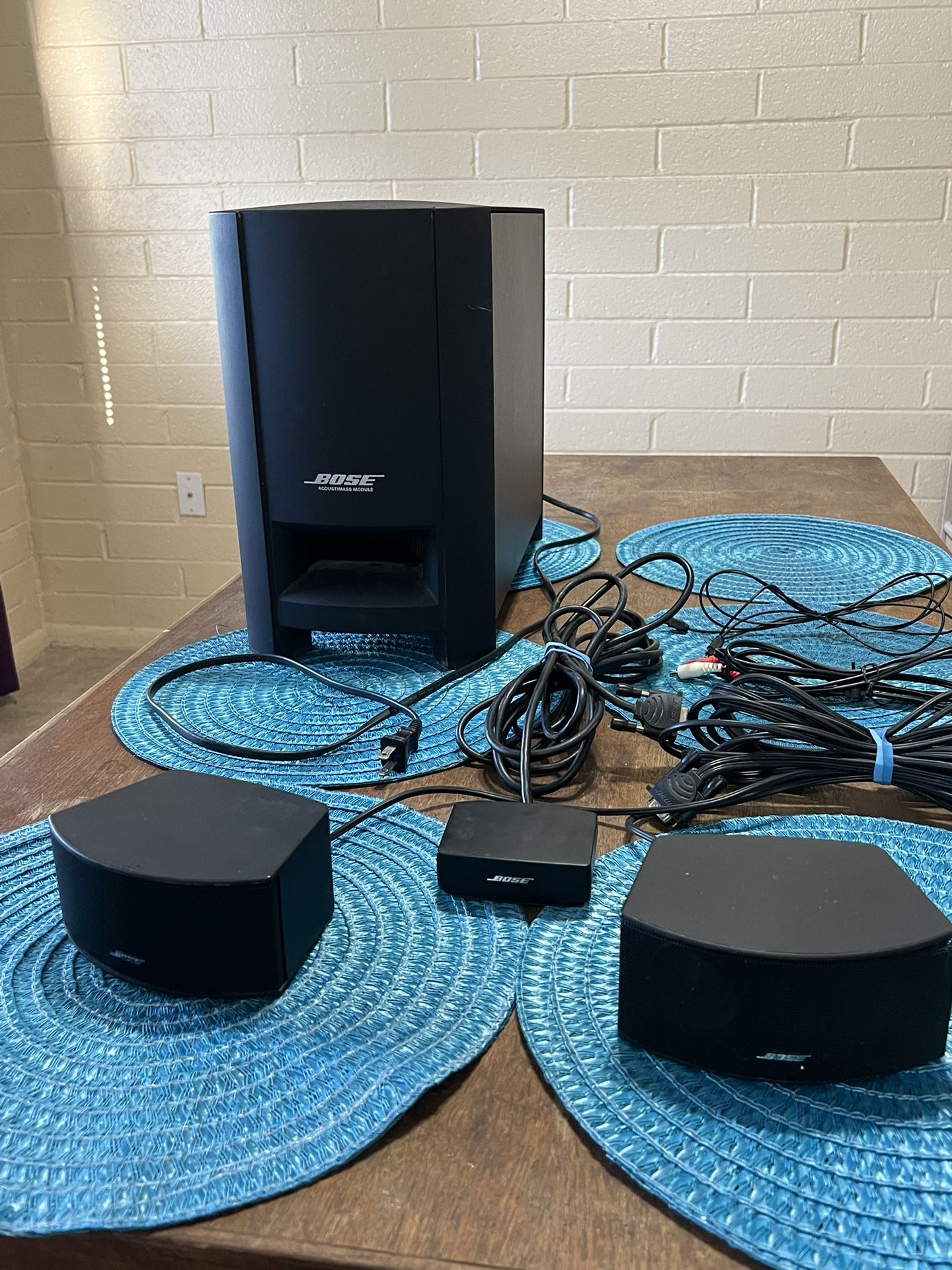 BOSE Cinemate Series 2 Home Theater System 