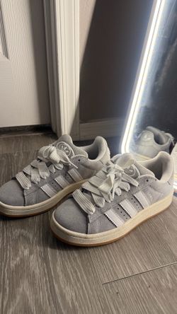 grey adidas campus 00s