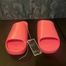 Nike Women Sandal (11) $45