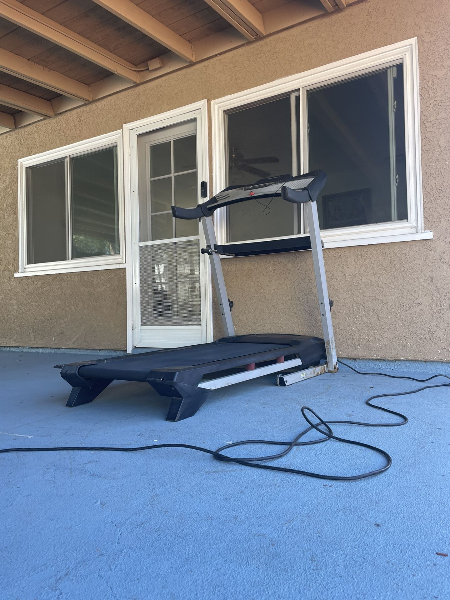 Treadmill