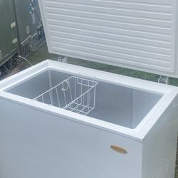 7 Cf Chest Deep Freezer 