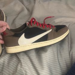 Travis Scott Jordan 1 Mocha