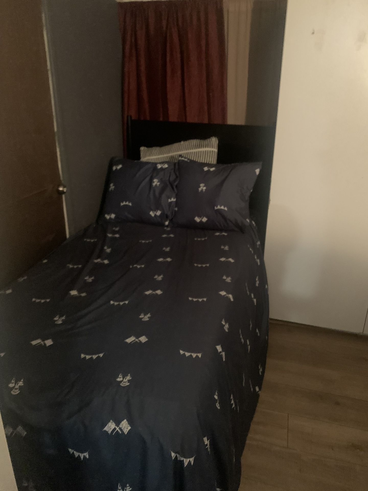 Twin Bed