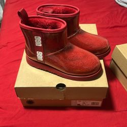 Ugg Clear Mini 