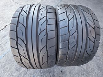 2 USED TIRES NITTO 275/35/20