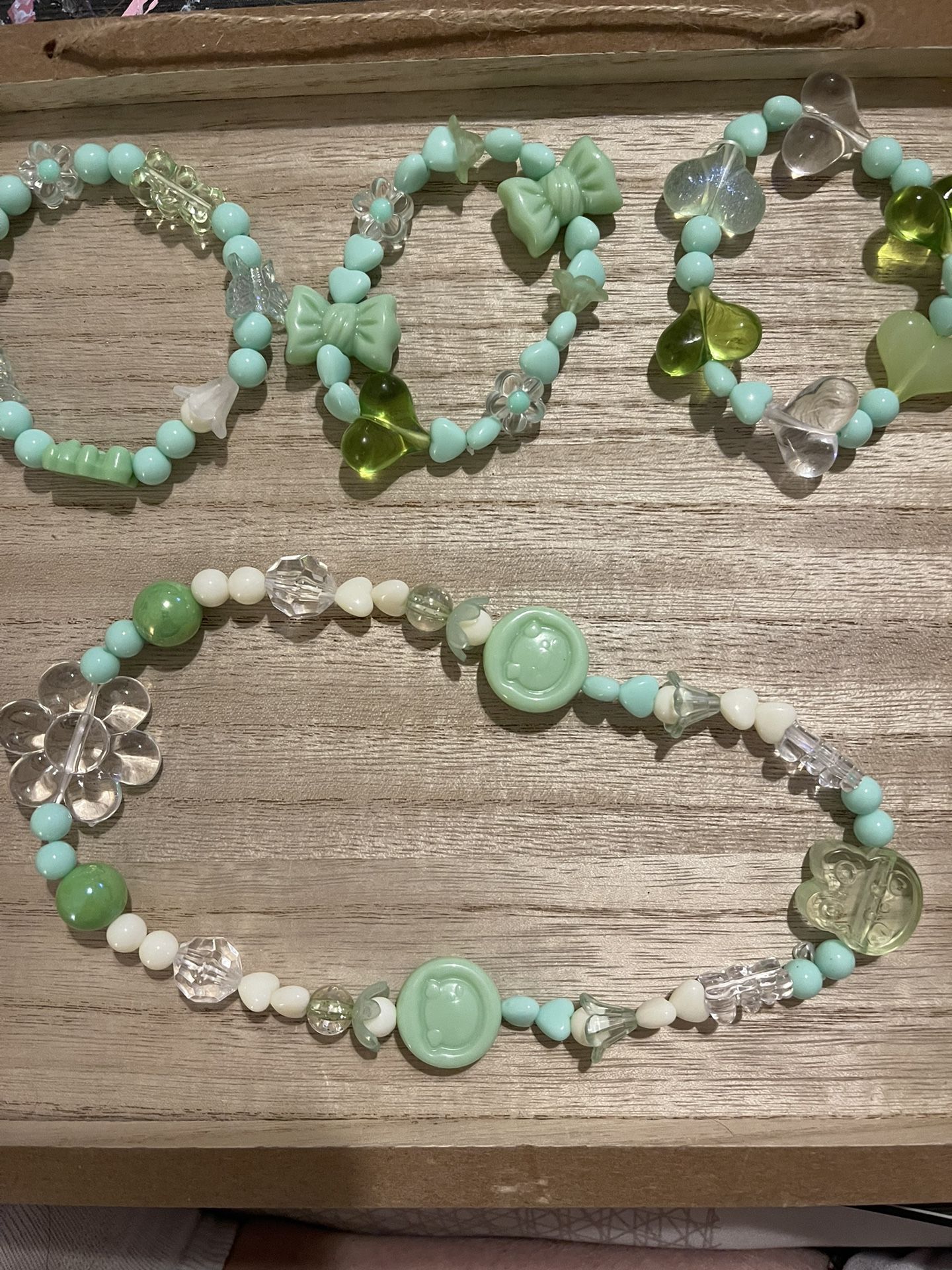 Green Bead Necklace And 3 Bracelets 