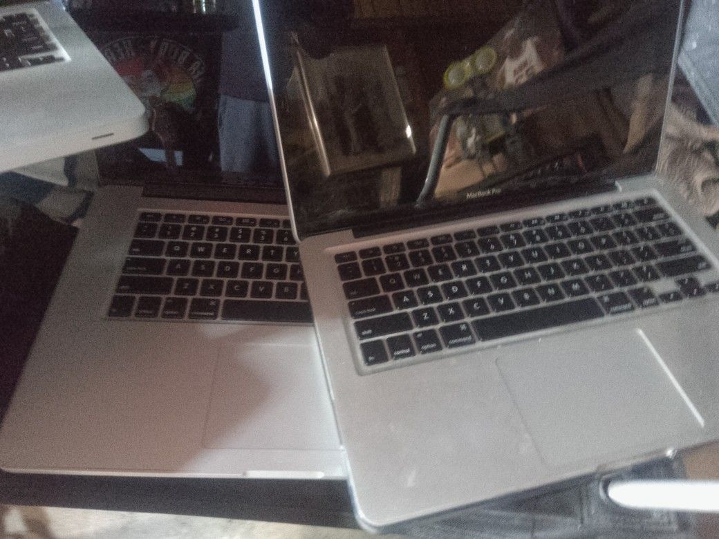 Great Opportunity 5 Apple Laptops Mac Pro In Working Condition