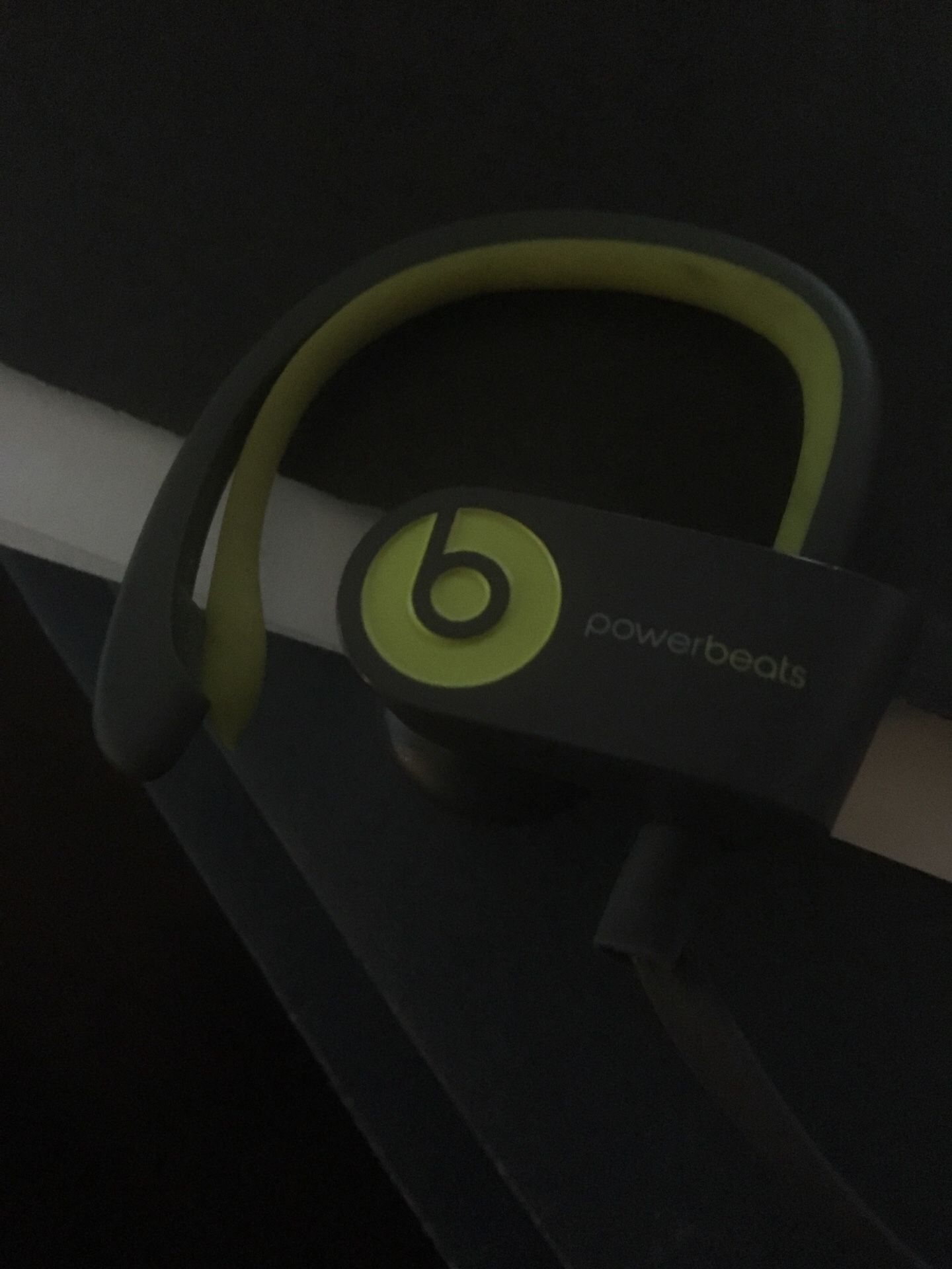 Beats wireless 3