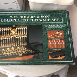 Brand New In Box WM ROGERS & Son Gold Plated Flatwear Set 63 Pcs