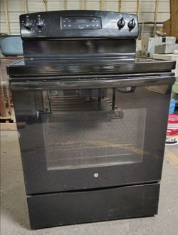 GE Electric Range