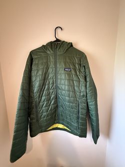 Men’s Green Patagonia Puff Jacket