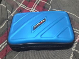 Nintendo "New" 3DS XL Metallic Black Console Bundle w/ Case, Charger & 4 Games