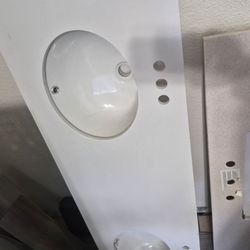 Double vanity sink 60x18 new $25.00