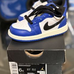Jordan 1 Low "Black&Royal". Brand New, Never Worn