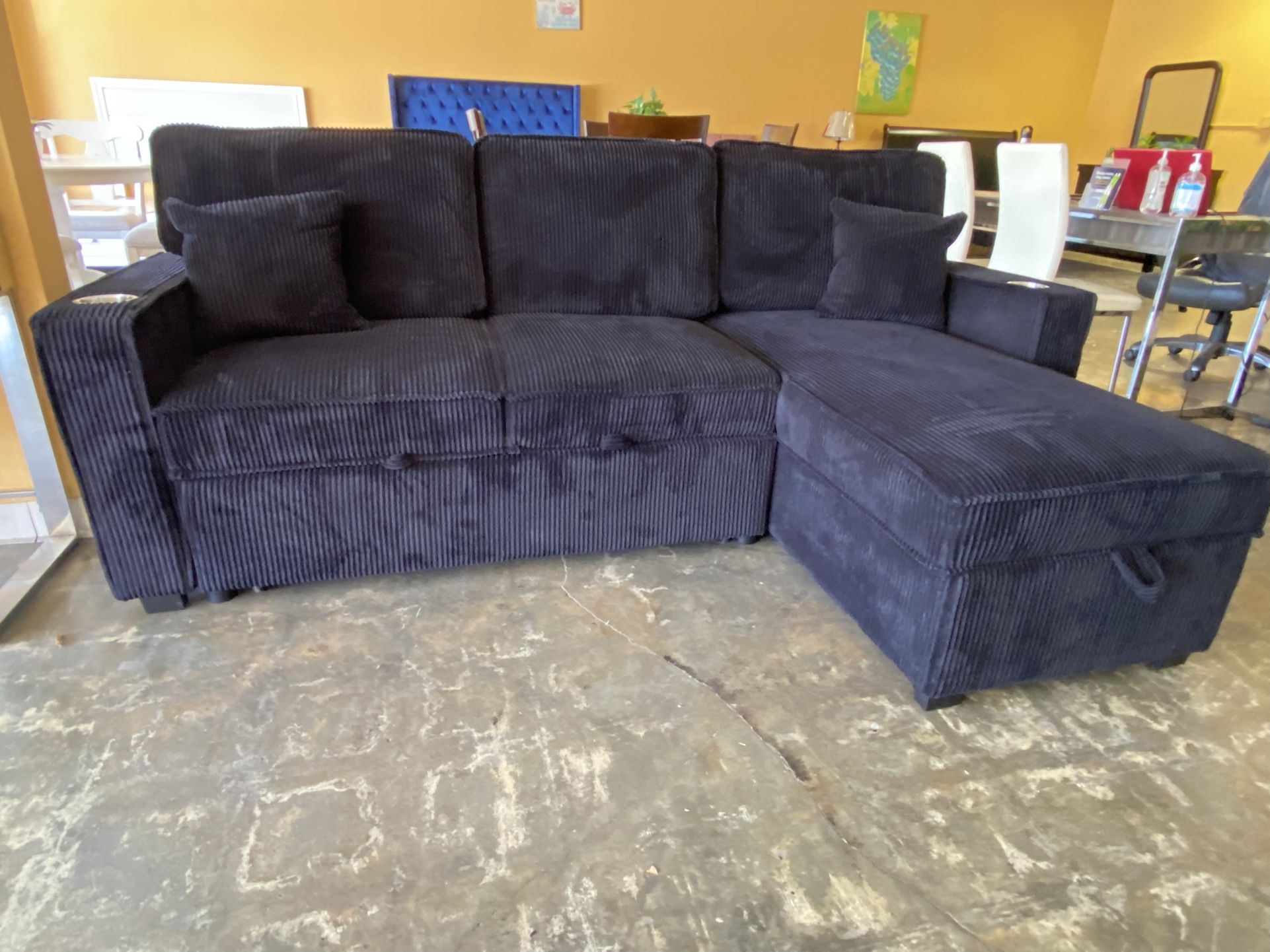Sleeper Sectional Black