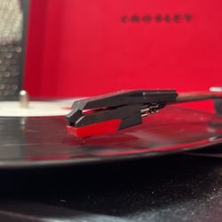 Briefcase Record Player (Bluetooth) 