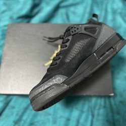 air jordan spizike low size 6y