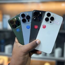 IPhone 13 Pro Unlocked with Warranty 😊