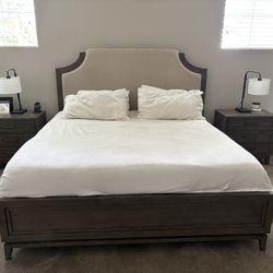 Large High Quality King Size Bed