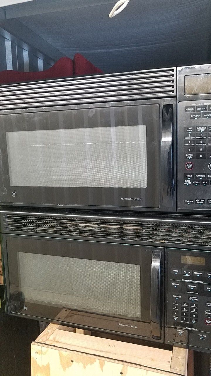 General Electric Under Cabinet Microwaves