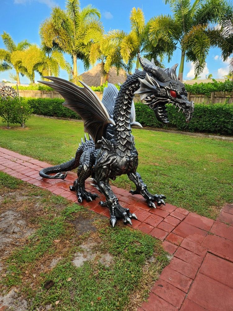 Home Accents Halloween 69-inch Giant Silver Dragon plays sound motion activated