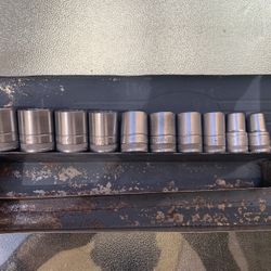 Vintage Craftsman  H Sockets  With Original Case 