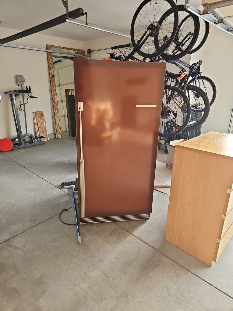 Antiec Fridge