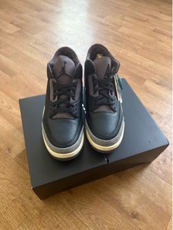 Mens Size 11.5 Jordan 3 shoes