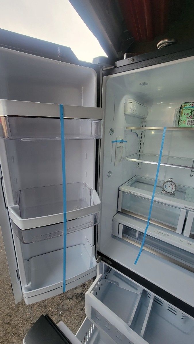 LIKE NEW !! GE CAFE WHITE COUNTER DEPTH FRENCH DOOR REFRIGERATOR WITH