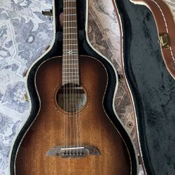 Acoustic Parlor Guitar-Alvarez MPA 66 SHB
