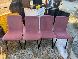 Set of 4 Pink Velvet Dining Chairs