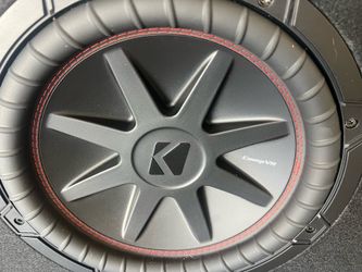 KickerVR 12in new  in kicker box $170 obo