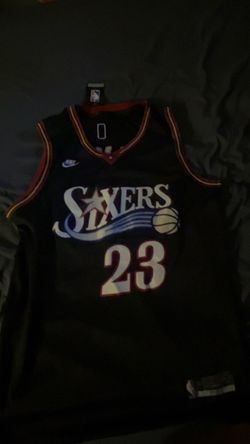 Lebron James jersey size Large