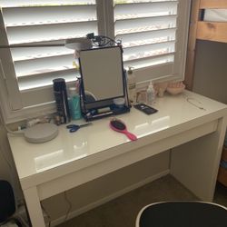 Ikea Malm Vanity Table Chair Light Mirror 