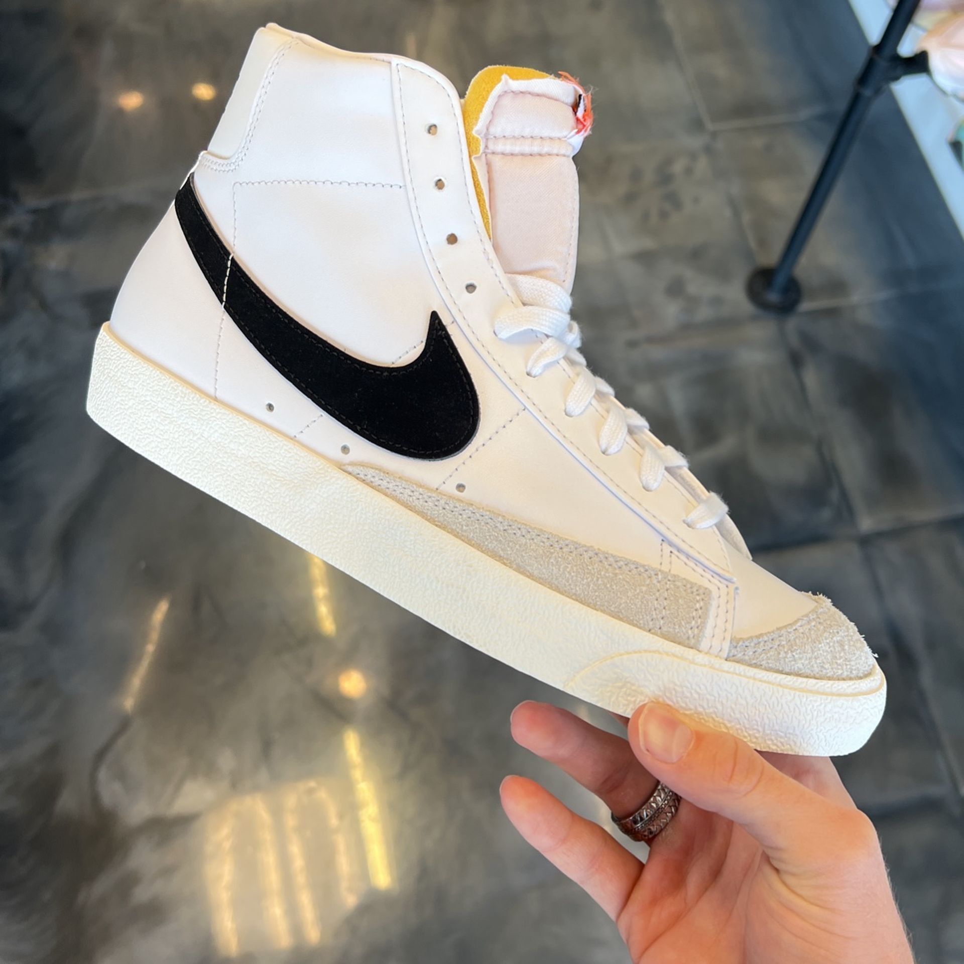 Nike Blazers Men And Women