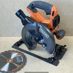 RIDGID R8657 18V Brushless Cordless 7-1/4 in. Circular Saw (Tool Only)