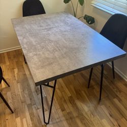 Kitchen Table 