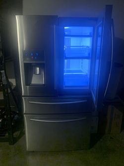 3 Yr Old Samsung 4 Door Refrigerator Sold Has Is
