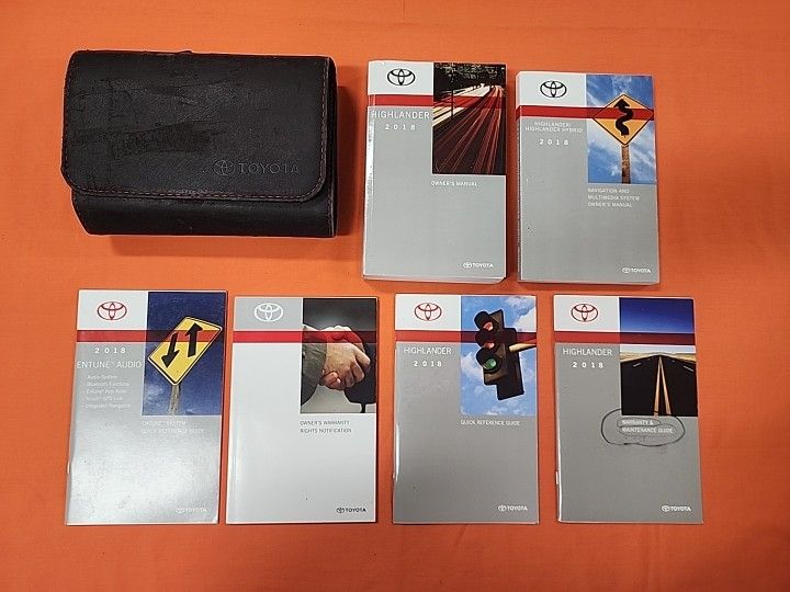 2018 Toyota Highlander Owners Manual - Complete Set