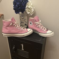 Pink Converse Size 10.5 Woman Worn Twice 