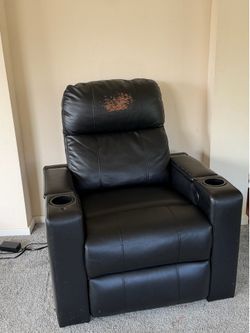 Electric reclining chair