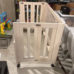 Babyletto Maki Full Sized Portable Folding Crib: Washed Neutral