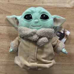 Baby Yoda (Grogu) Plush – Brand New 8″ Disney Mandalorian Collectible